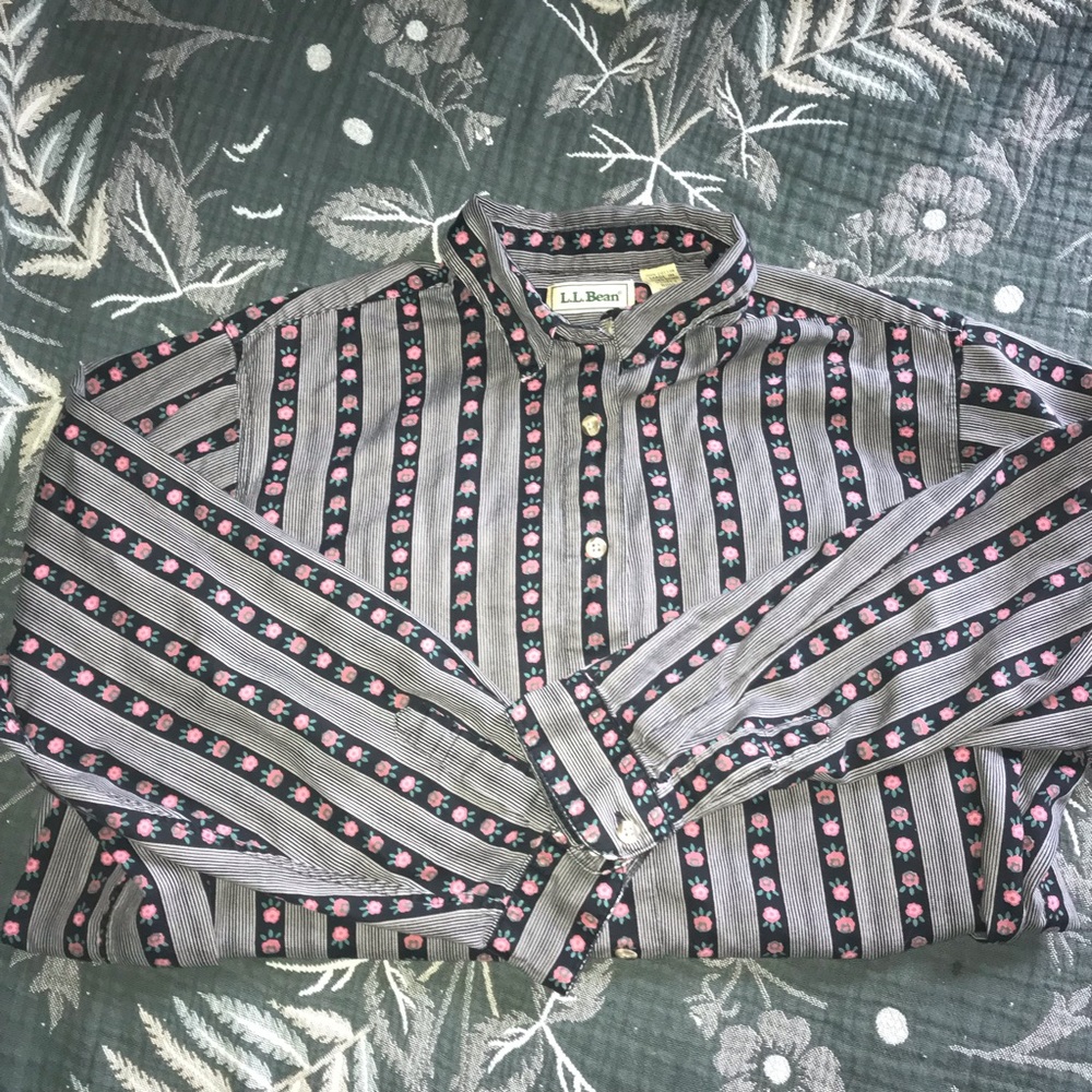 L.L. Bean floral button up! - Picture 3 of 4